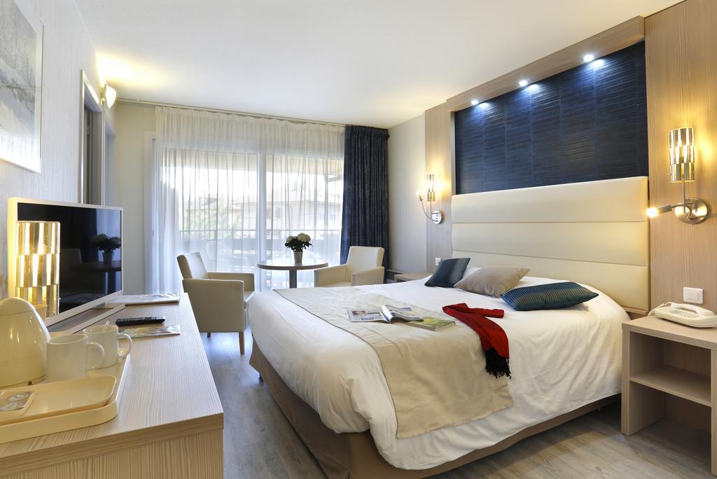 The Originals City, Hôtel L'Arc-En-Ciel, Thonon-les-Bains (Inter-Hotel) Quarto foto