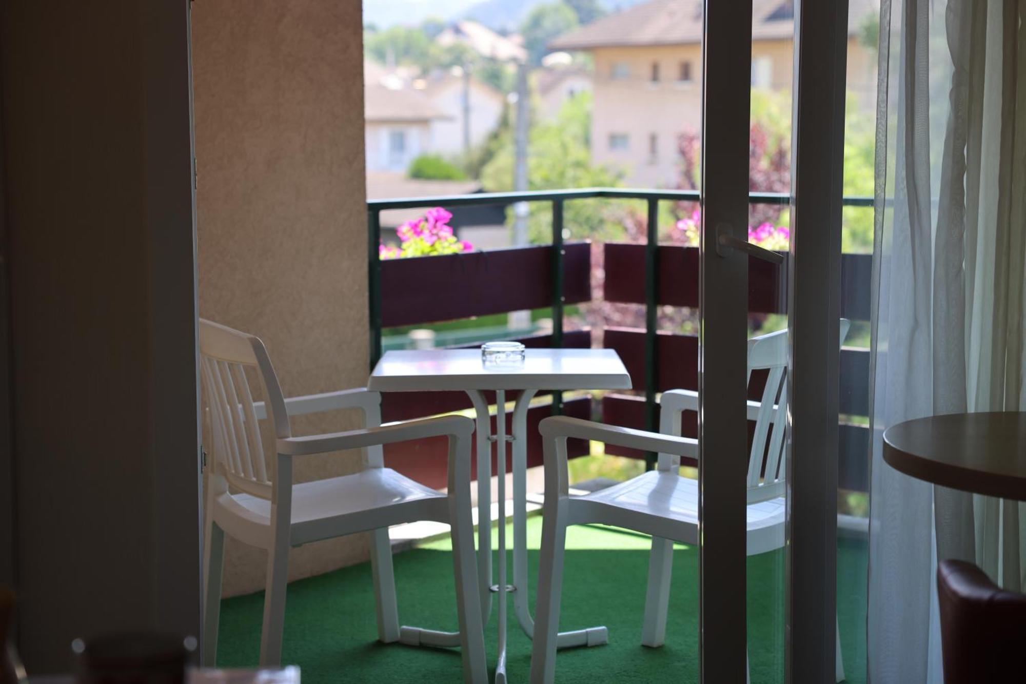 The Originals City, Hôtel L'Arc-En-Ciel, Thonon-les-Bains (Inter-Hotel) Exterior foto