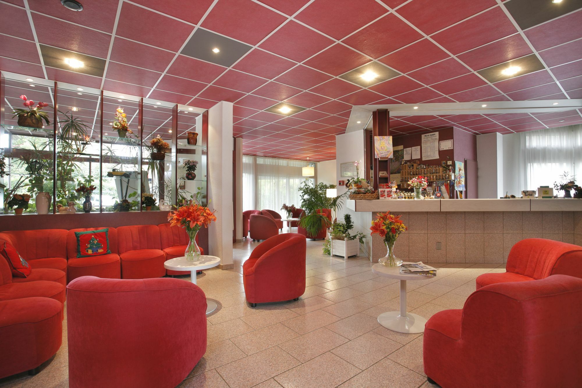 The Originals City, Hôtel L'Arc-En-Ciel, Thonon-les-Bains (Inter-Hotel) Exterior foto